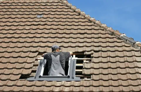 Pose de velux - Hérouvillette